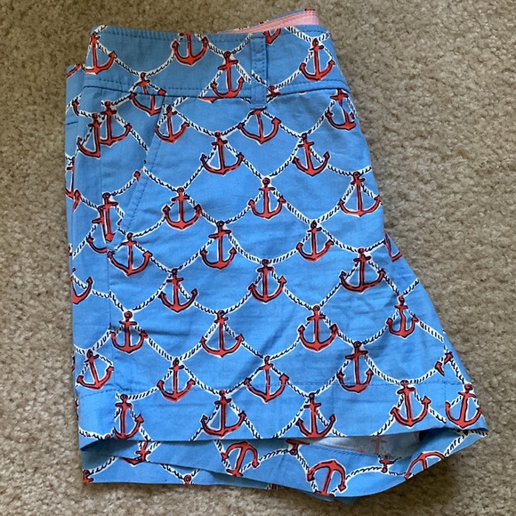 Lilly Pulitzer Callahan Shorts - Picture 4 of 4